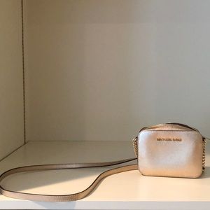 Over the shoulder small purse